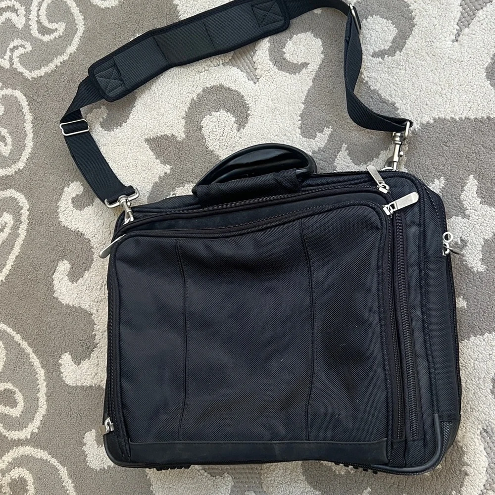Black Men's Laptop Briefcase Shoulder Bag, tons of compartments, umbrella holder